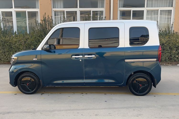 Used Wuling Zhiguang New Energy 2025 Standard Model Exterior 6