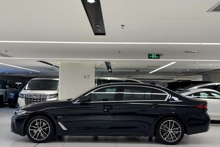 Used BMW 5 Series New Energy 2022 Second Facelift 535Le M Sport Package
