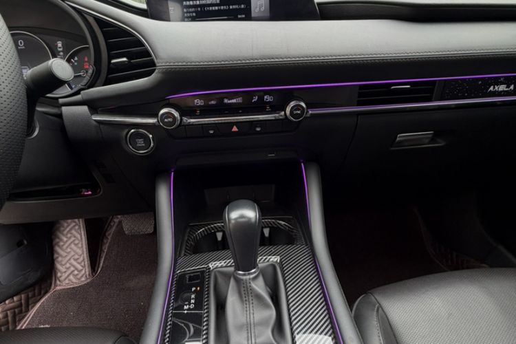 Used Mazda 3 Axela 2021 2.0L Automatic ZhiZun Edition
