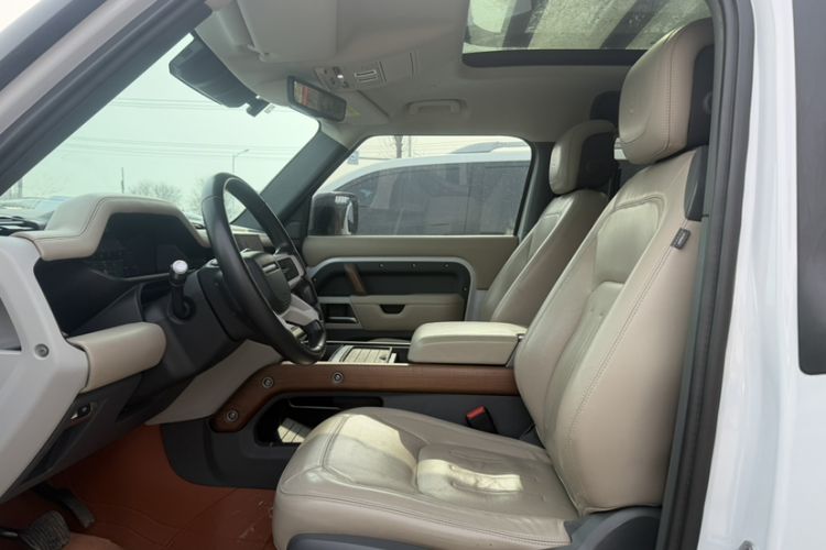 Used Land Rover Defender 2022 90 2.0T P300 Tiger-Power Ambition Edition
