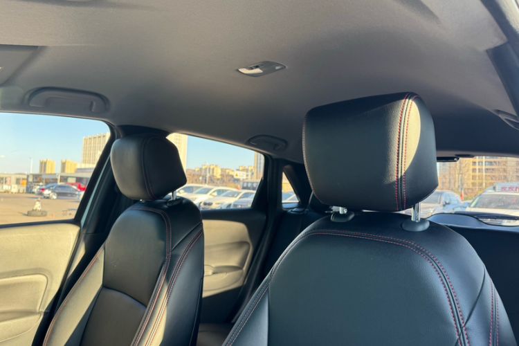 Used Honda Fit 2023 1.5L CVT Trend Edition Headliner