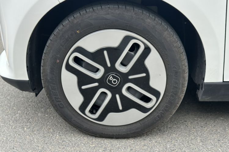 Used Chery QQ Domi 2025 Model 305km Comfort Edition Exterior 6