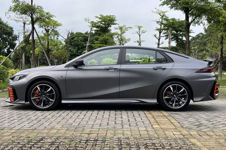 Used GAC Trumpchi EMPOW 2023 400T Automatic R PRO Exterior 6