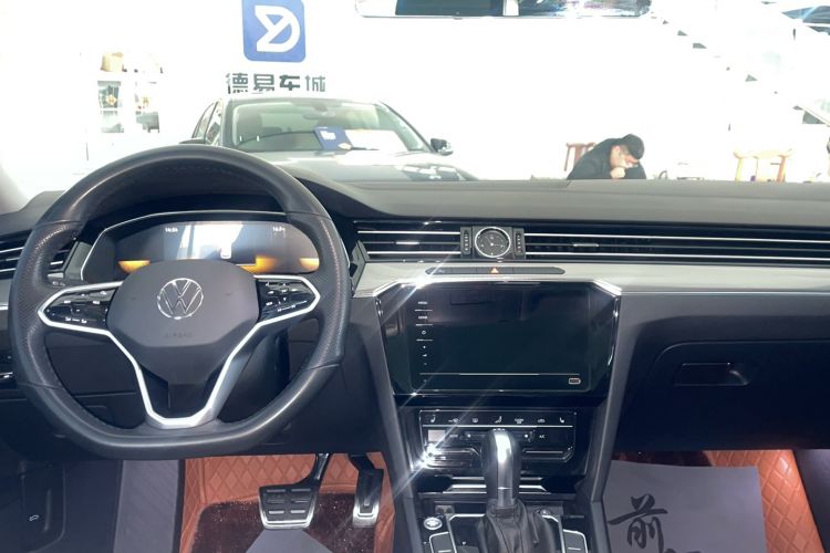 Used Volkswagen Magotan 2023 2 Million Units Limited Edition 330TSI DSG Leading Version Interior 1