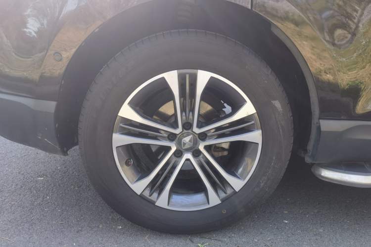 Used BORGWARD BX7 2016 28T Two-Wheel Drive Luxury Version 5 Seats