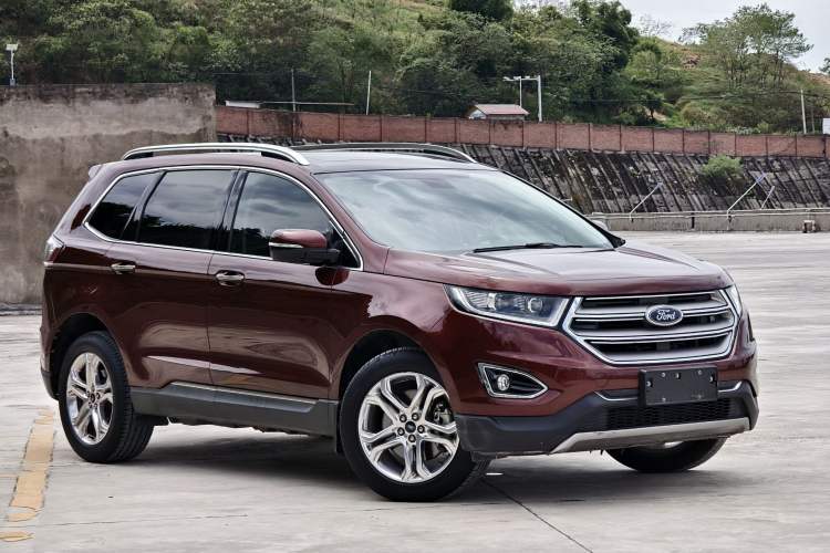 Used Ford Edge 2016 EcoBoost 245 Two-Wheel-Drive Titanium 7-Seater