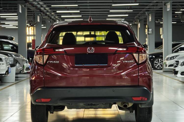 Used Honda Vezel 2015 1.8L CVT 2WD Luxury Model
