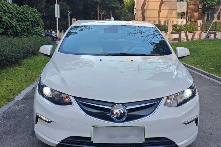 Used Buick VELITE 5 2017 Stylish Extended-Range Model
