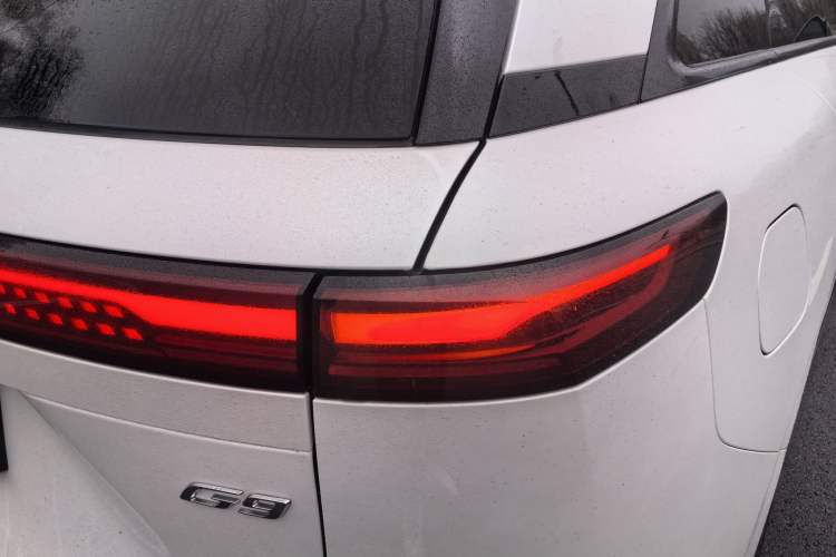 Used XPeng G9 2024 702 Pro Exterior 6