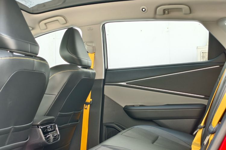 Used Toyota bZ5 2025 Model 550 PRO Smart Driving Edition Interior 7