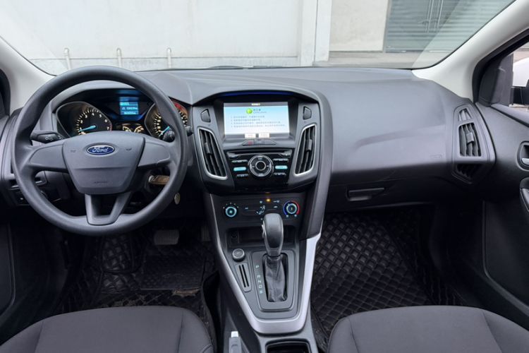 Used Ford Focus 2018 Hatchback Classic 1.6L Automatic Comfort Plus SmartDrive Edition