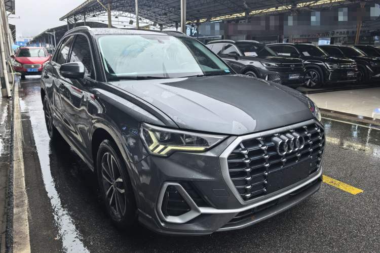 Used Audi Q3 2020 35 TFSI Ambition Dynamic Edition
