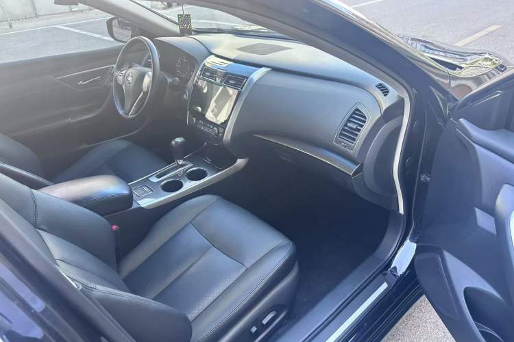 Used Nissan Teana 2013 2.0L XL Comfort Edition Right Front Seat