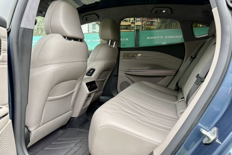 Used Geely Galaxy 8 2025 130km EM-P Starship Edition Interior 2