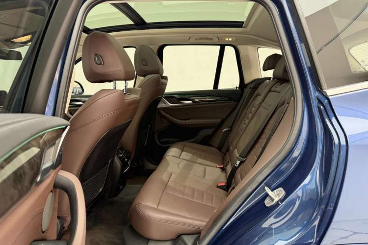 Used BMW X3 2021 xDrive30i Luxury Model with M Sport Package Interior 2