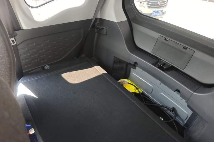 Used Chery New Energy QQ Ice Cream 2022 120km Conical Shape Lithium Iron Phosphate