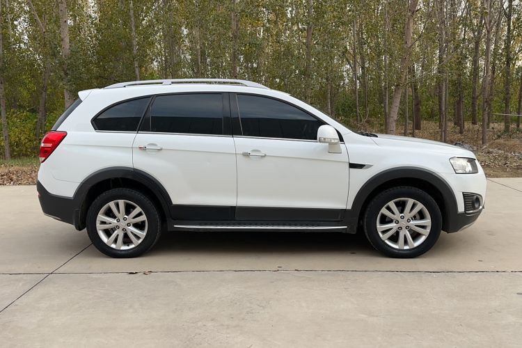 Used Chevrolet Captiva 2017 2.4L 4x4 Flagship Edition 7-Seater