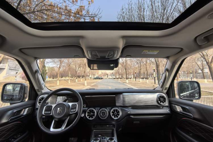 Used Tank 300 2021 City Edition 2.0T—Truly Stylish