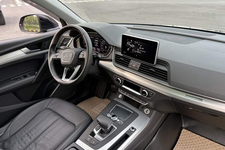 Used Audi Q5L 2020 Updated 40 TFSI Prestige Fashion Edition
