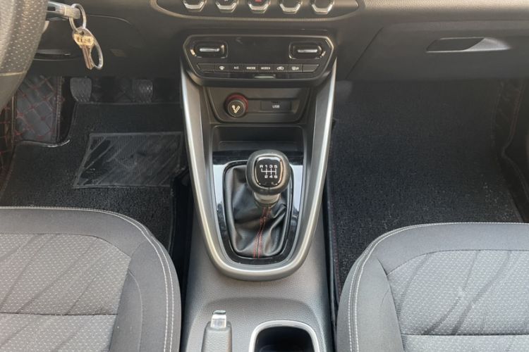 Used Baojun 510 2019 1.5L Manual Enjoyment Model 77kW China VI Emission Standard