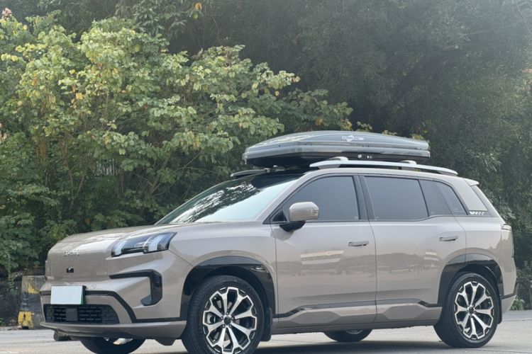 Used AION V 2024 Aion Tyrannosaurus 650 Smart Luxury Edition