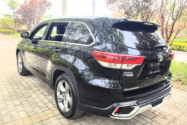 Used Toyota Highlander 2018 2.0T Four-Wheel Drive Luxury Edition 7 Seats China V Emission Standard Exterior 9