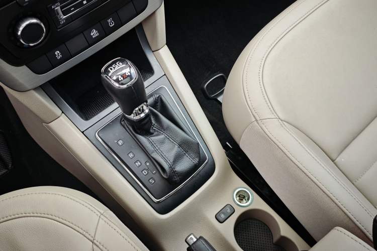 Used Skoda Yeti 2014 1.8TSI DSG Polar Edition Interior 2