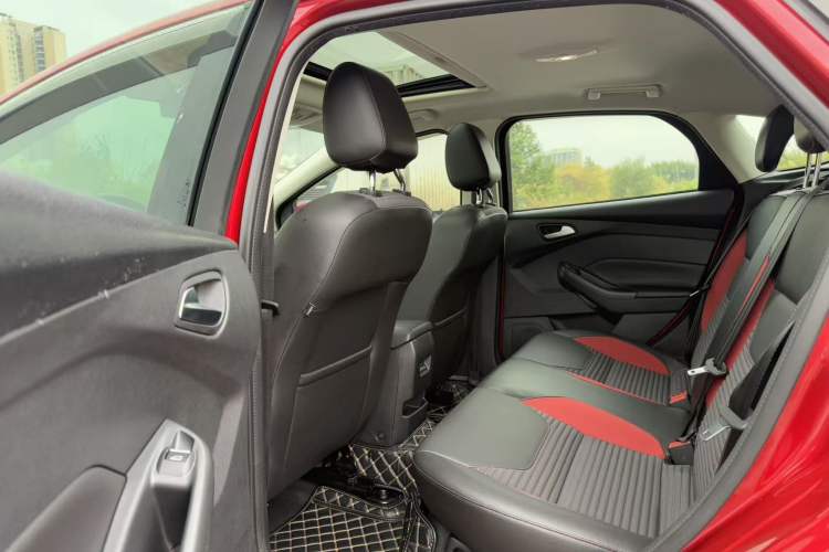 Used Ford Focus 2020 Hatchback Classic 1.5L Automatic Trendy Model
