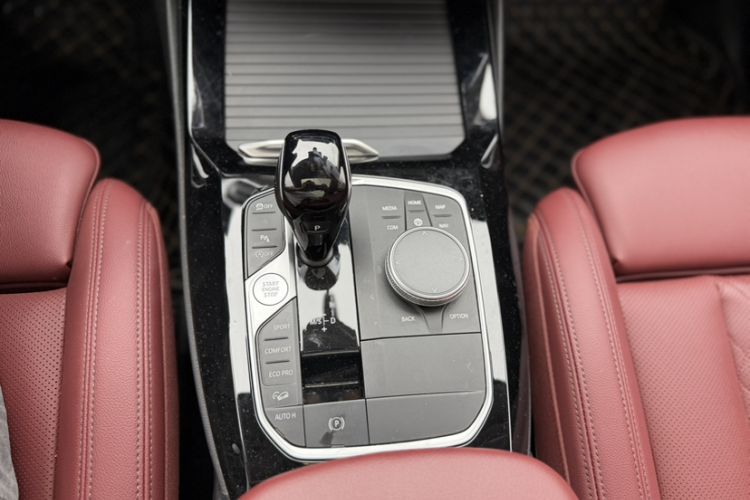 Used BMW X3 2022 xDrive25i M Sport Package Gear Lever