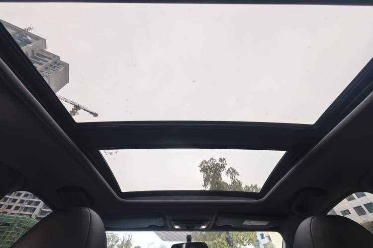 Used Honda XR-V 2021 1.5L CVT Comfort Version Headliner