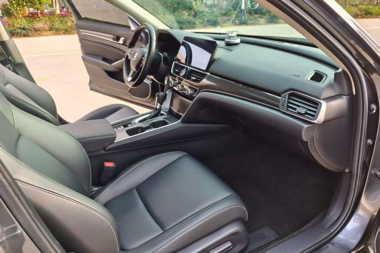 Used Honda Accord 2022 260TURBO Phantom Night · Prestige Edition
