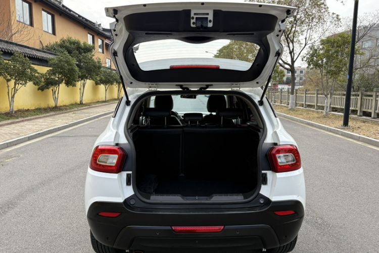 Used Brilliance V3 2016 1.5L Manual Comfort Model