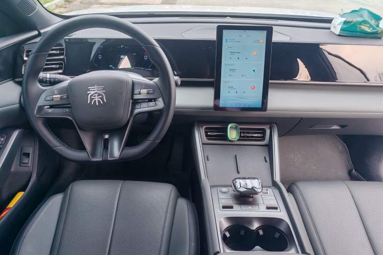 Used BYD Qin L 2024 DM-i 80KM Leading Model Interior 2