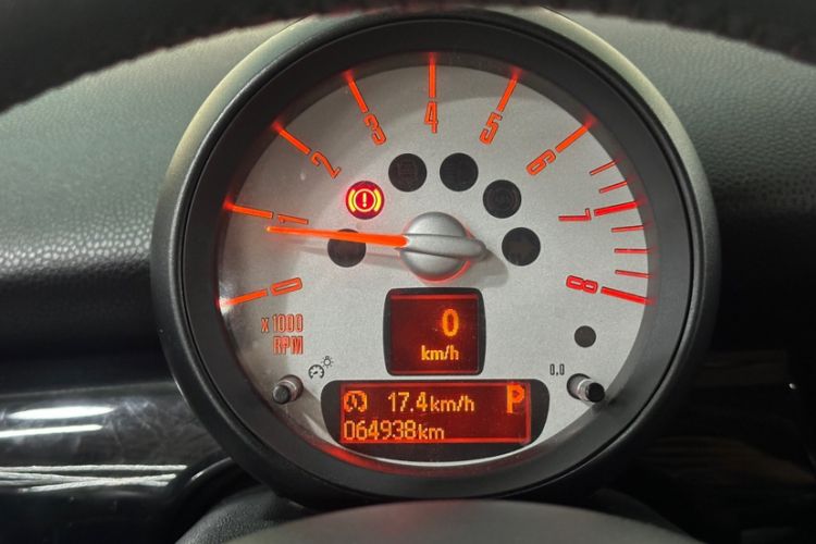 Used MINI MINI 2011 1.6L COOPER Excitement