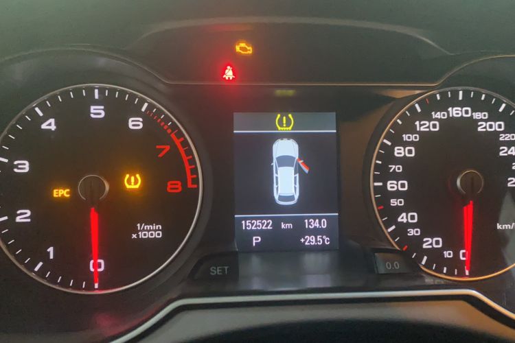 Used Audi A4 2013 40 TFSI allroad quattro Comfort model