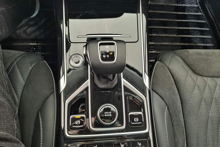 Used Hongqi HS5 2022 Revised Version 2.0T Smart Connect Flagship Edition