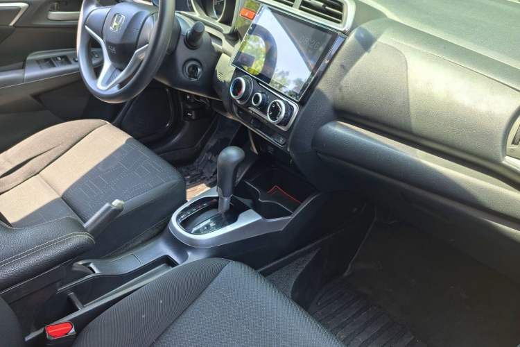 Used Honda Fit 2014 1.5L SE CVT Fashion Model
