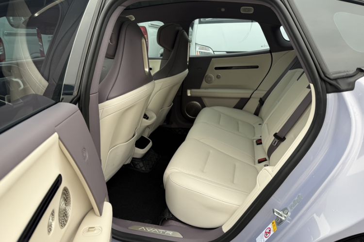 Used Avatr 06 2025 Pro Range-Extended Edition