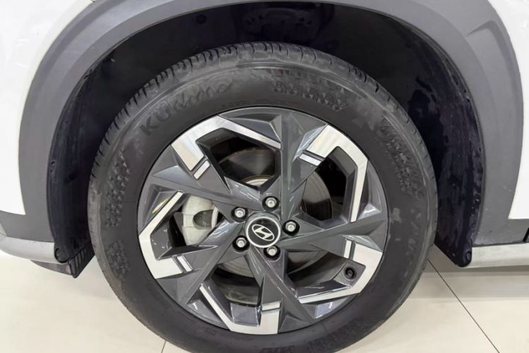 Used Hyundai ix35 2023 Musso 2.0L Deluxe Edition DLX
