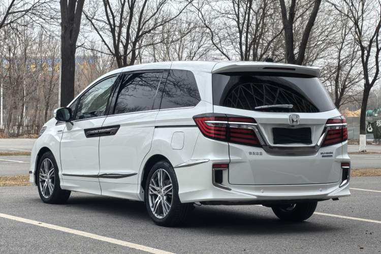 Used Honda Elysion 2019 2.0L Hybrid Luxury Edition