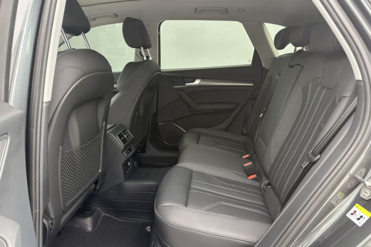 Used Audi Q5L 2022 40T Luxury Dynamic Model Interior 2