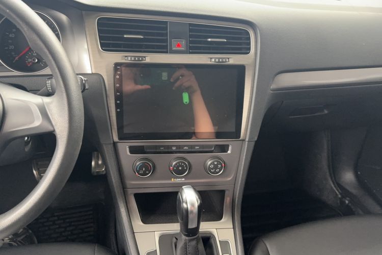 Used Volkswagen Golf 2016 1.6L Automatic Fashion Model