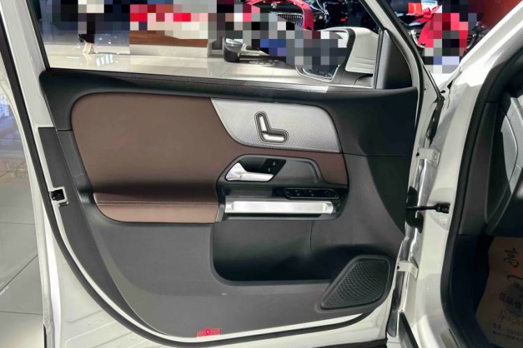 Used Mercedes-Benz GLB 2023 Refreshed GLB 200 Dynamic Edition