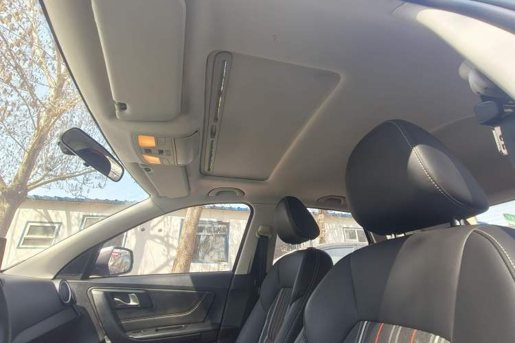 Used Bestune X40 2017 1.6L Manual Luxury Edition Headliner