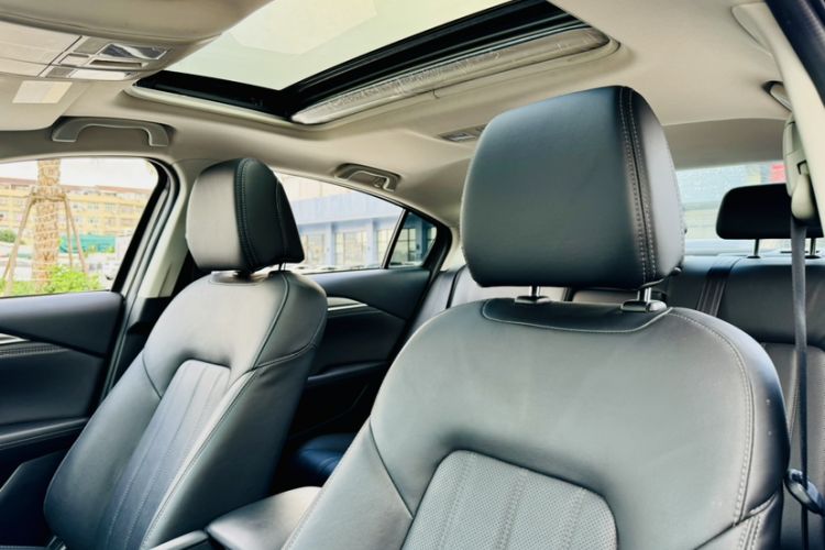 Used Mazda Atenza 2021 2.0L Blue Sky Luxury Edition