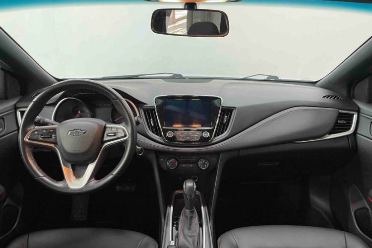 Used Chevrolet Monza 2022 Light Hybrid RS 330T Automatic Comfort Edition Interior 1