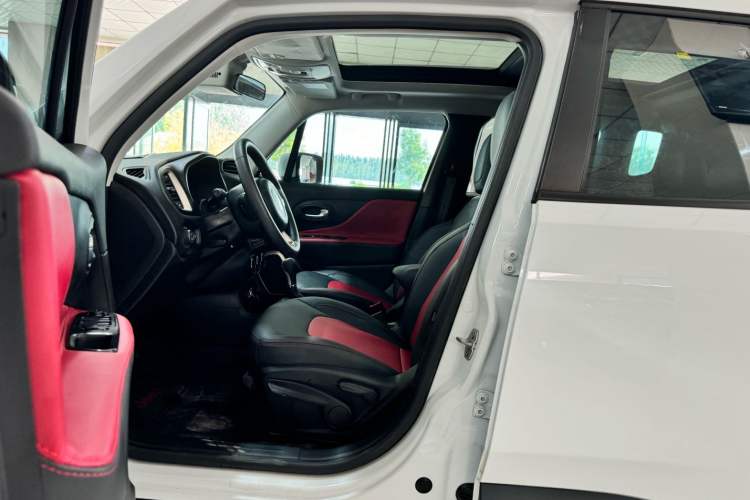 Used Jeep Renegade 2017 180T Automatic Jingneng Edition
