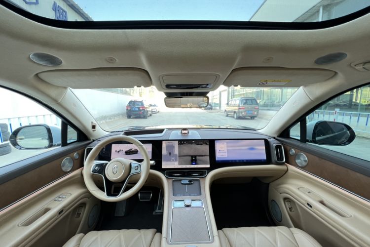 Used Hima AITO M9 2025 Extended-Range Ultra Version 52 kWh 6-Seater Interior 3