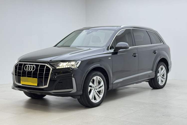 Used Audi Q7 2023 45 TFSI quattro S line Sport model