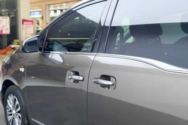 Used Buick GL8 2021 Land Cruiser Executive Class 652T Luxury Model
